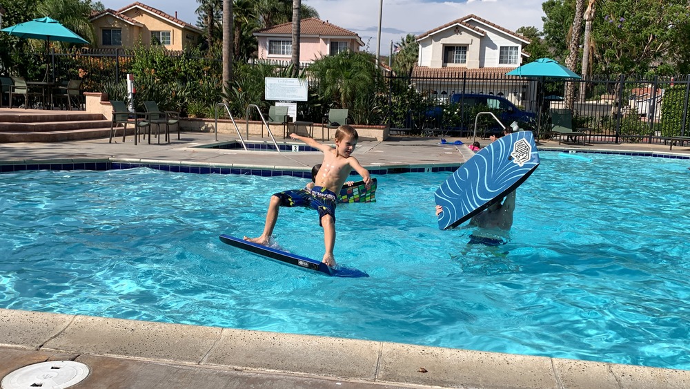 <strong>Surfing the Pool</strong>